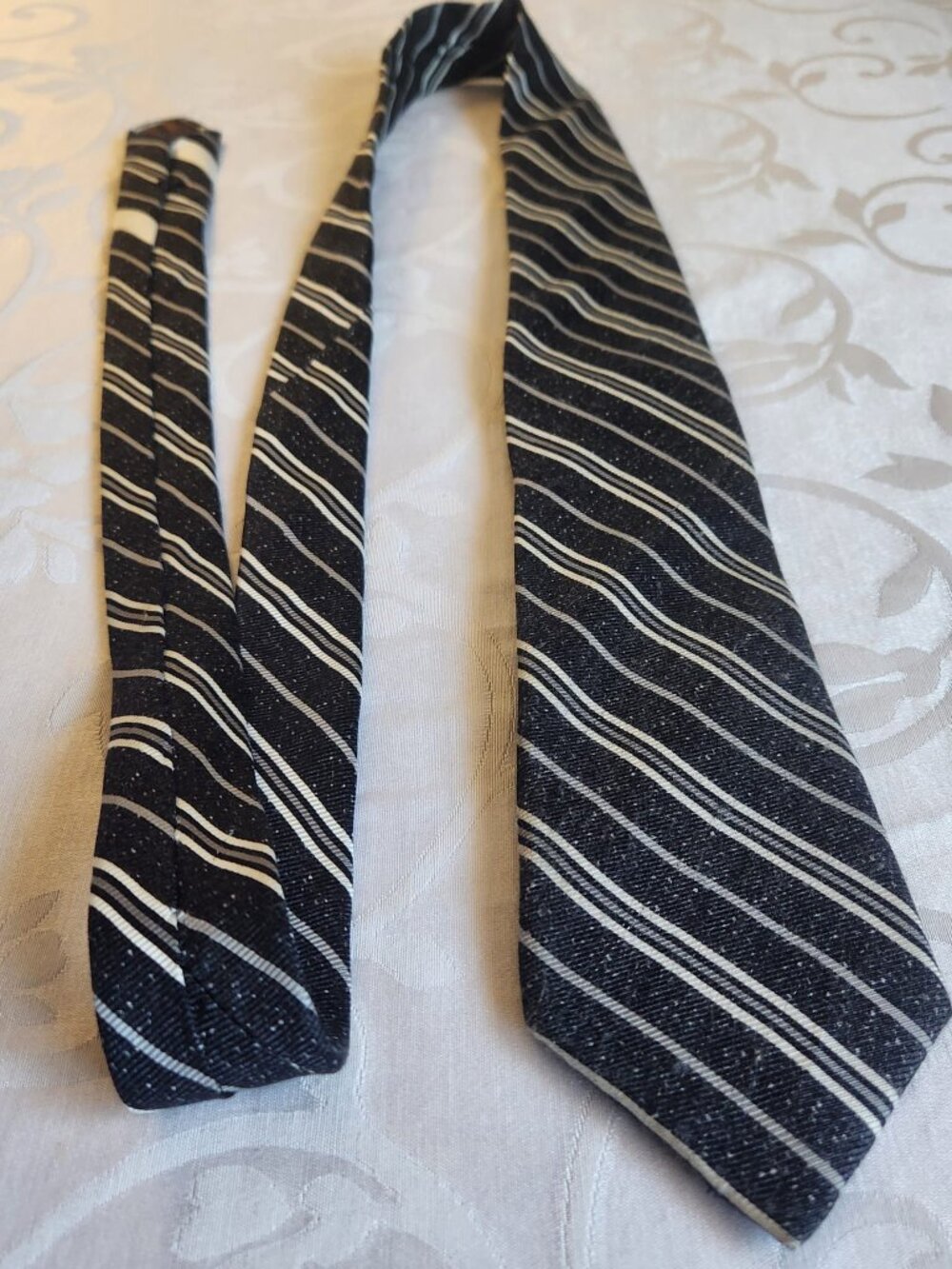 BLACK BROWN 1826 Men's 100% Silk Tie Black Ivory Diagonal stripes L 60.7"xW 3"